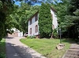 364 Broad St, Struthers, OH 44471