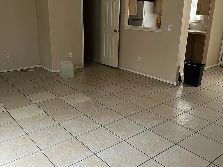817 Sonesta Dr — Photo 15