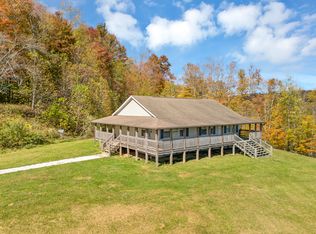 44416 Midland Trl, Rainelle, WV 25962