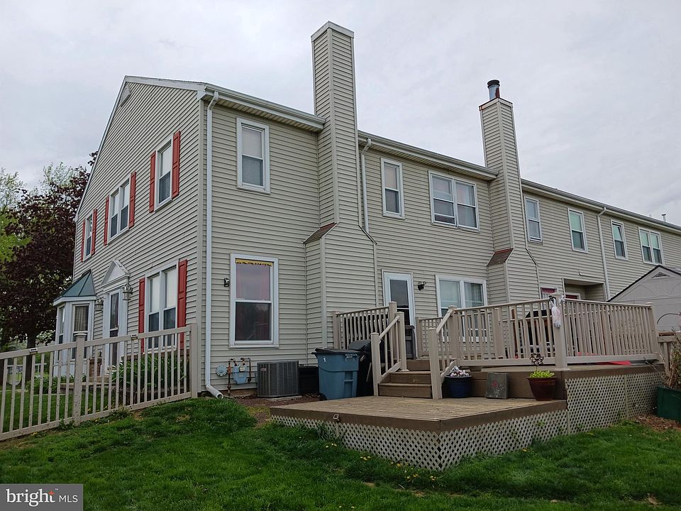 215 Elm St, Reading, PA 19606 Zillow