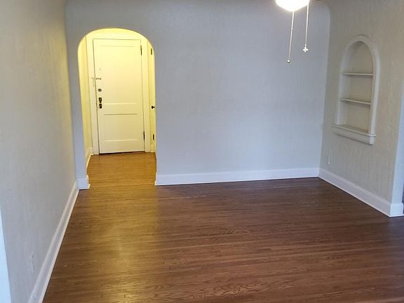 5th image of 315 3rd St N APT E