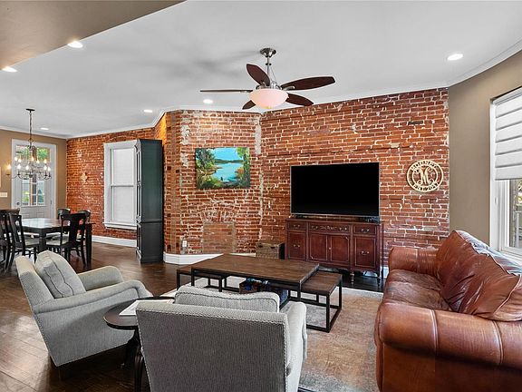 5th image of 3931 Russell Blvd