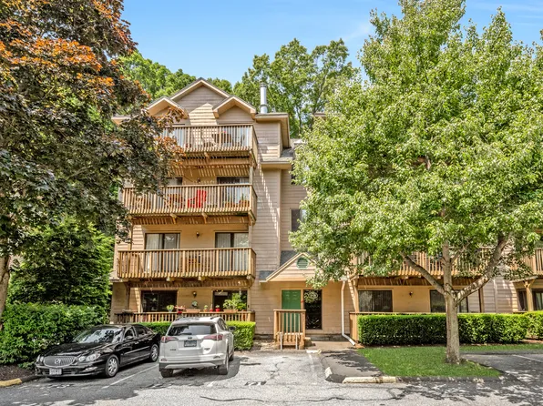 97 Richards Avenue APT B8, Norwalk, CT 06854
