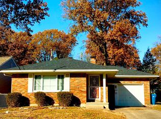 17 Washington Pl, Edwardsville, IL 62025