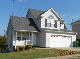 7811 Rainey Dr, Antioch, TN 37013