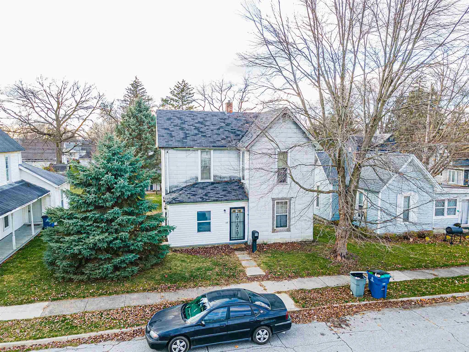 3804 S Harmon St photo 1