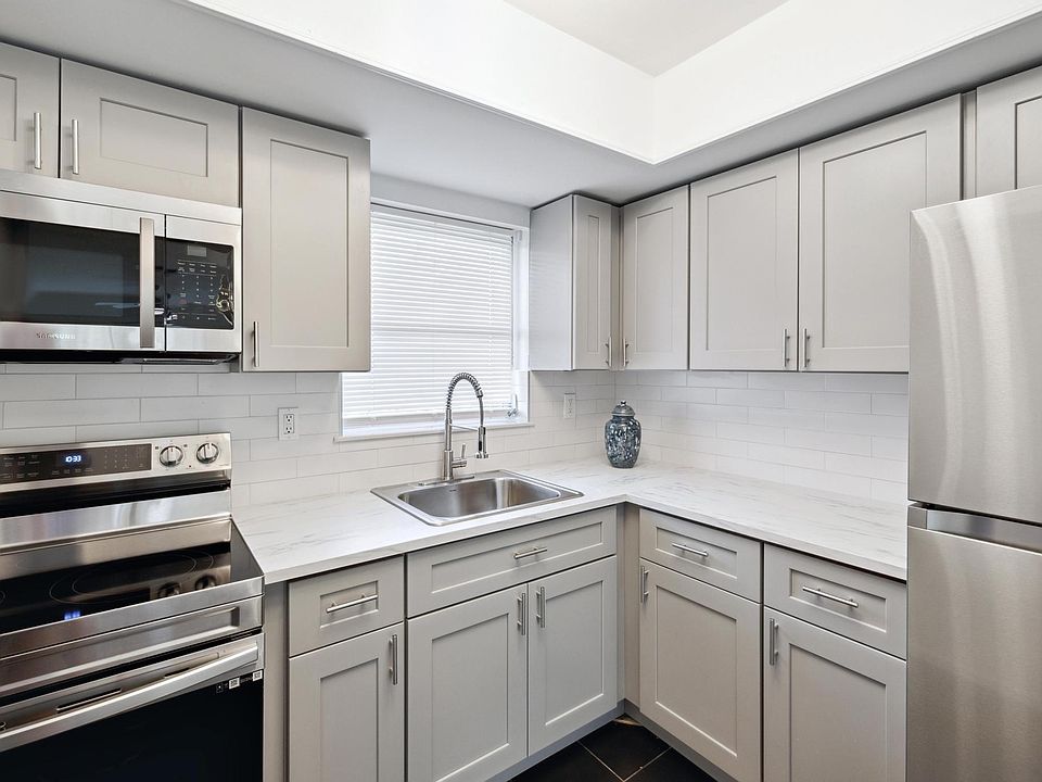 1st image of 2770 Ashley Dr E APT H