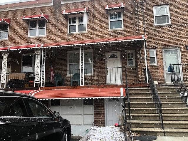 1st image of 4642 Carpenter Ave