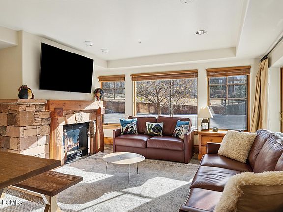 5th image of 2900 Deer Valley #5123