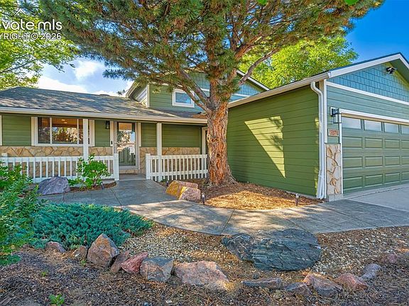 3rd image of 3874 Red Cedar Dr