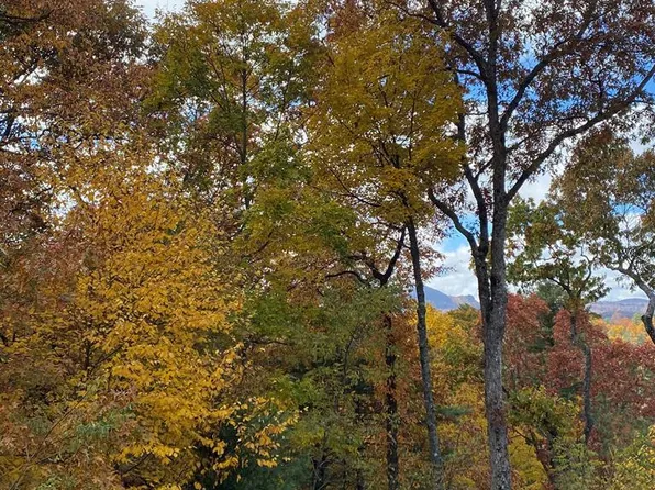 E8 Chimney Top, Cashiers, NC 28717