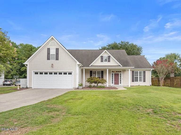 38 Amber Ct — Photo 1