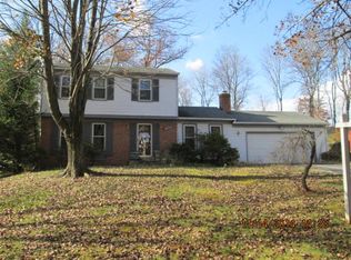 13104 Golden Oak Dr, Laurel, MD 20708