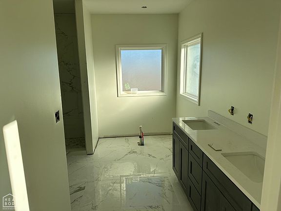 5th image of 1402 Pamela Dr