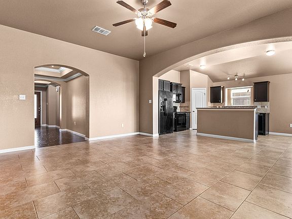 2nd image of 706 W Vega Ln