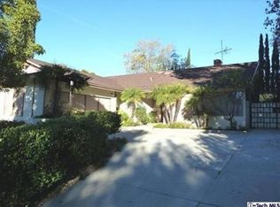 9647 Crystal View Dr, Tujunga, CA 91042