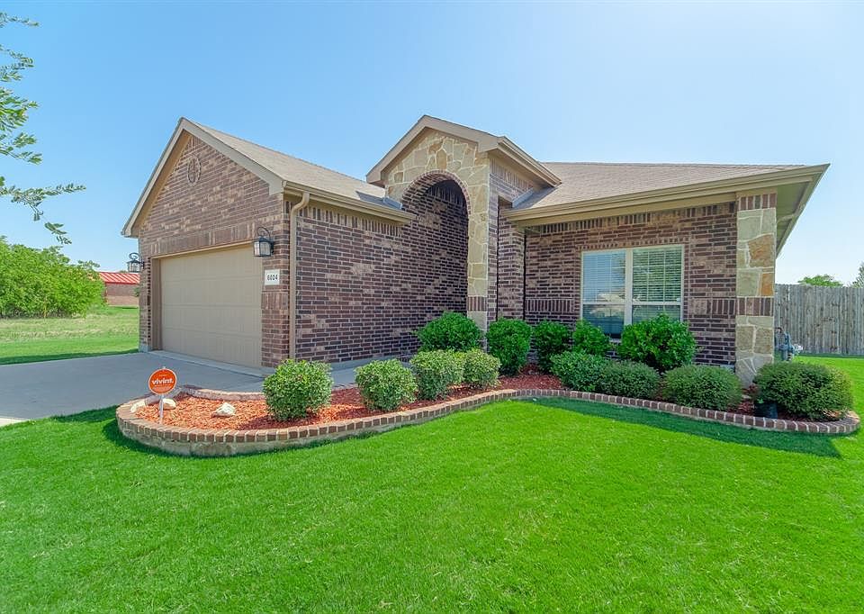 1st image of 6024 Comanche Peak Dr