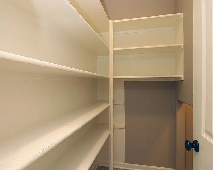 12654 Pavilion Pl — Photo 10