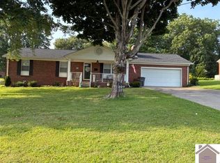 307 Heritage Dr, Mayfield, KY 42066