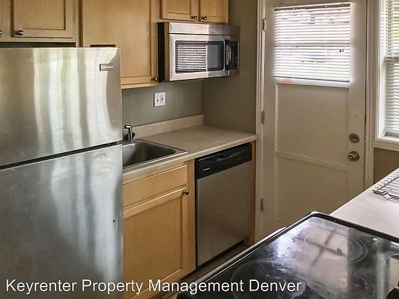 5th image of 727 E Bayaud Ave