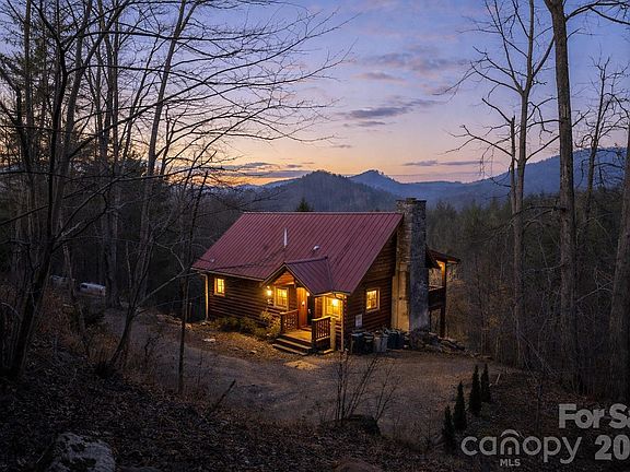 2nd image of 409 Hamlet Dr