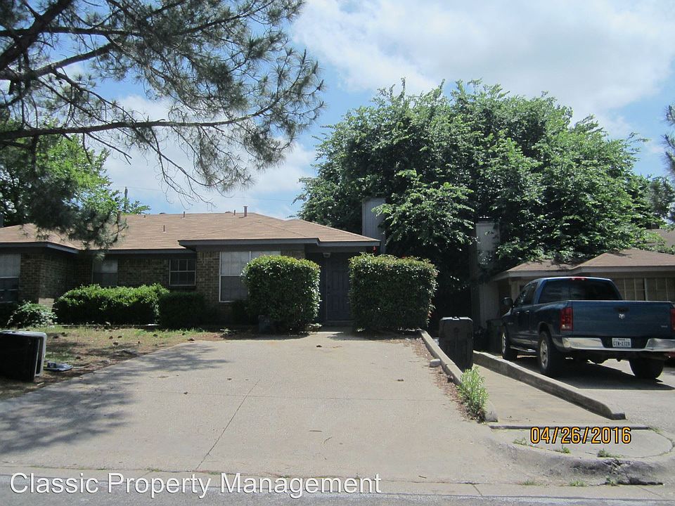 1st image of 1720 Patricia St