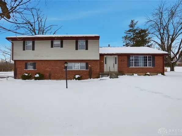 3000 Early Rd, Dayton, OH 45415