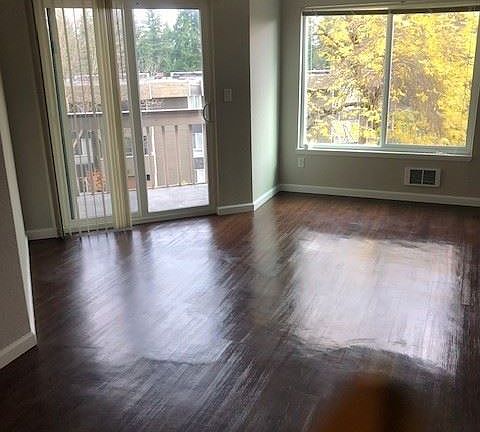 2nd image of 12527 Roosevelt Way NE APT 207