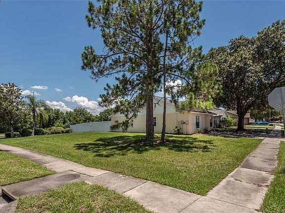 5th image of 13302 Laraway Dr