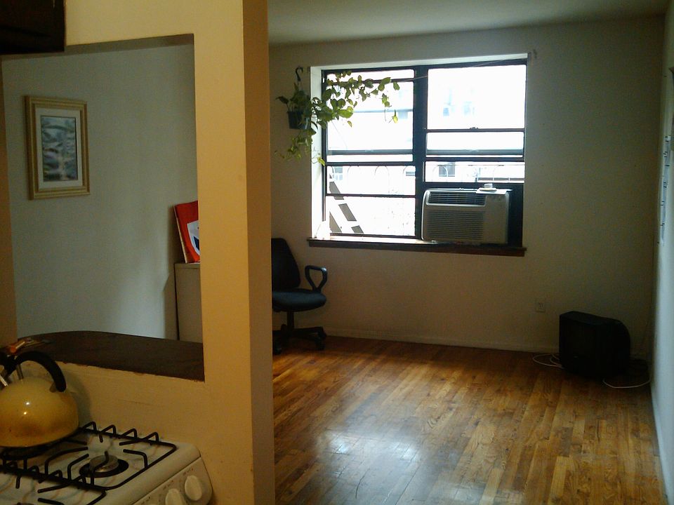 2nd image of 1729 1st Ave APT 3B
