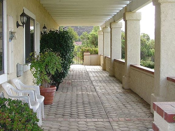 4th image of 29225 Vista Valley Dr