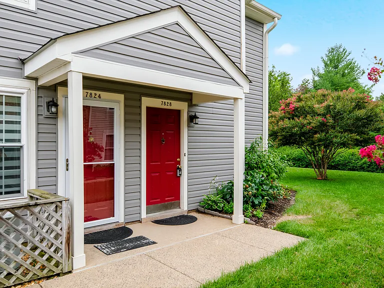 7828 Waverley Mill Ct — Photo 3
