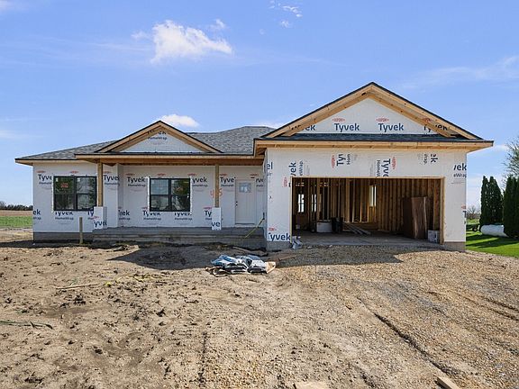 2nd image of 455 Rhonda Rd