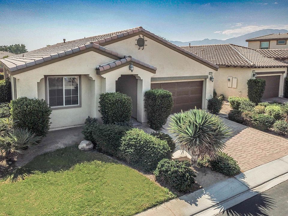 1st image of 82889 Spirit Mountain Dr