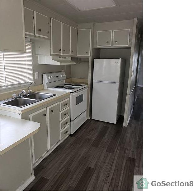 1st image of 1723 E Flower St #A