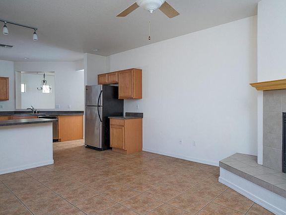 5th image of 103 E Camino Abedul