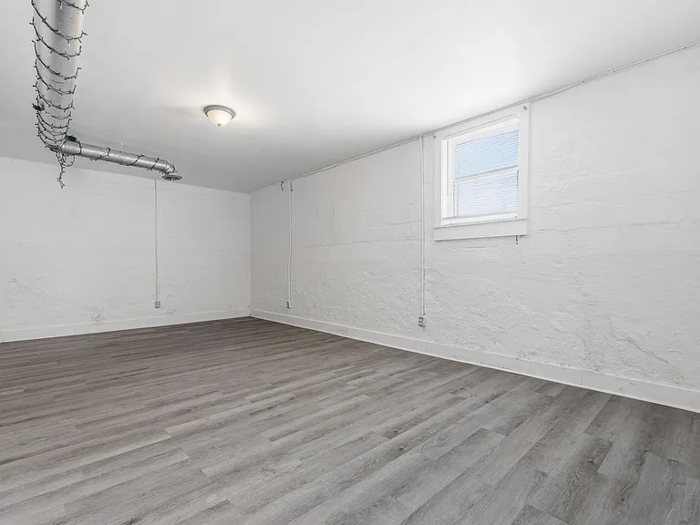 The Reese Apartments — Photo 30