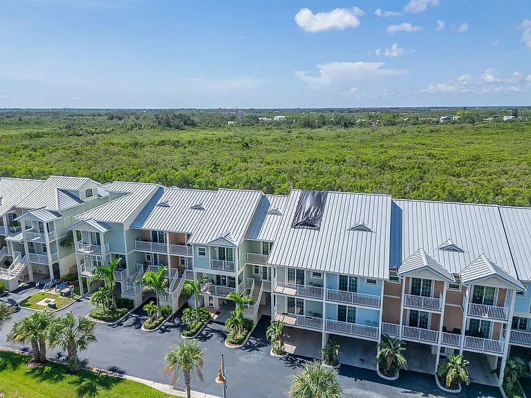 3266 Mangrove Point Dr — Photo 69