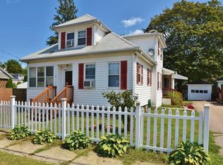 19 Sladen St, Dracut, MA 01826
