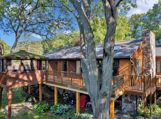 12050 Big Lake Rd, Davisburg, MI 48350