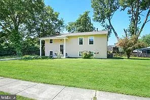 1203 Pinefield Rd