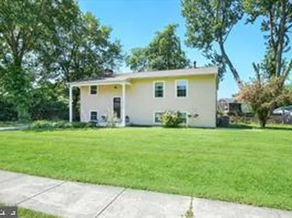 1203 Pinefield Rd, Newark, DE 19713
