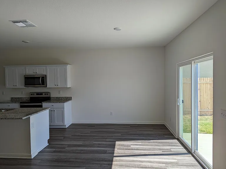 5703 Kellog Ct — Photo 5