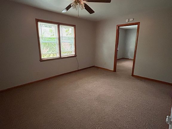 2nd image of 30 Forest Ct
