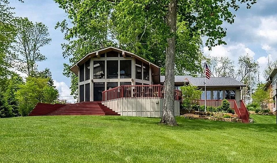 1st image of 9567 Kelly Ct