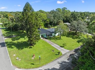 8008 Eden Rd, Fort Pierce, FL 34951