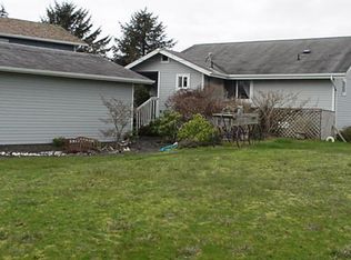 148 S Razor Clam Dr SW, Ocean Shores, WA 98569
