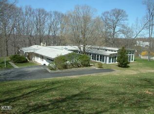 12 Spruce Mountain Rd, Danbury, CT