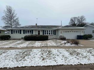 2418 Bradford Ave, Janesville, WI 53545