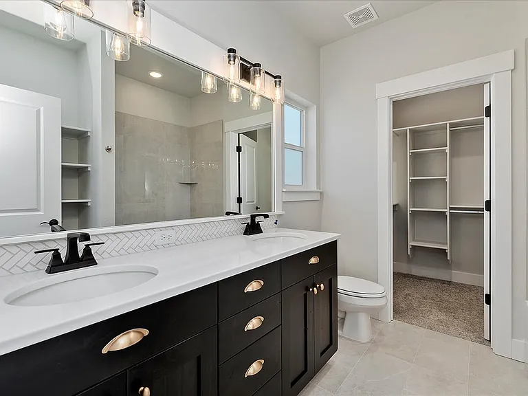 Bradbury Luxury Townhomes — Photo 64